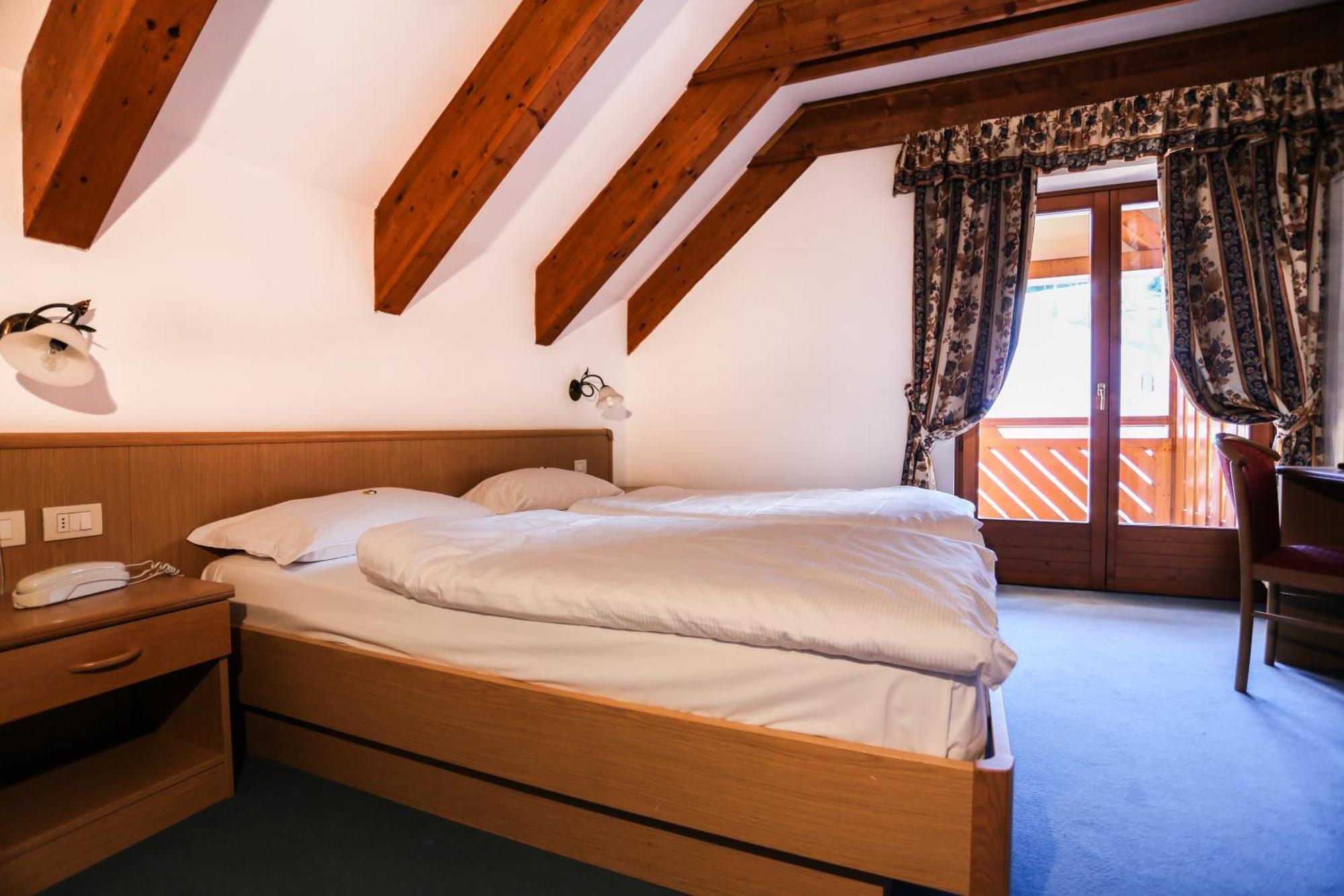 Hotel Fortini Madonna di Campiglio Exterior photo