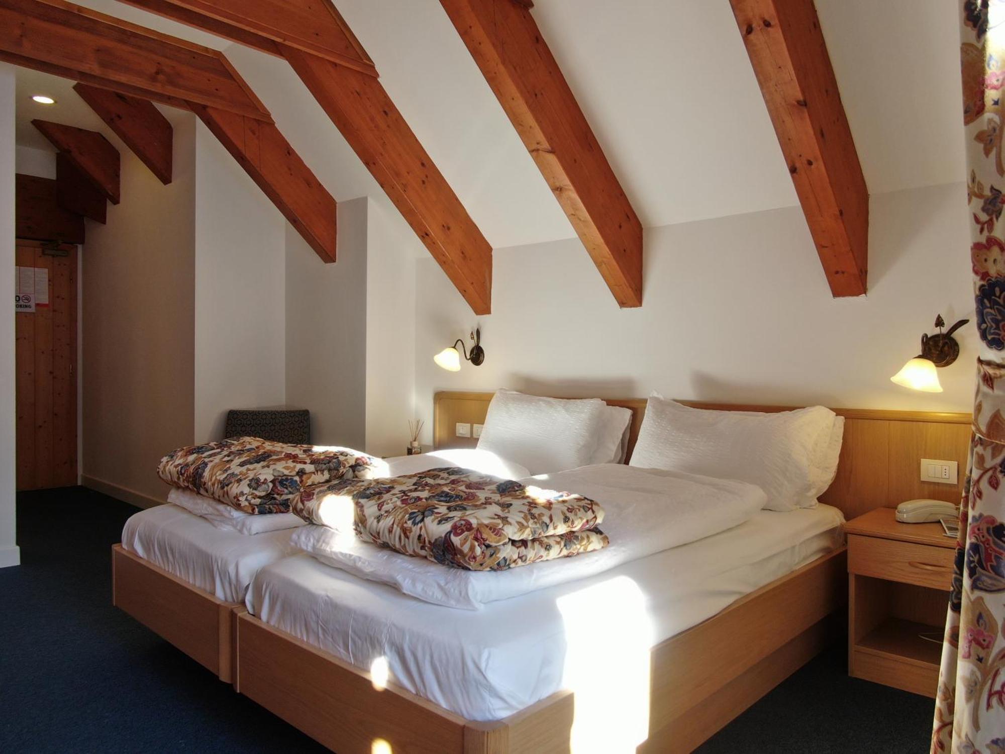 Hotel Fortini Madonna di Campiglio Exterior photo