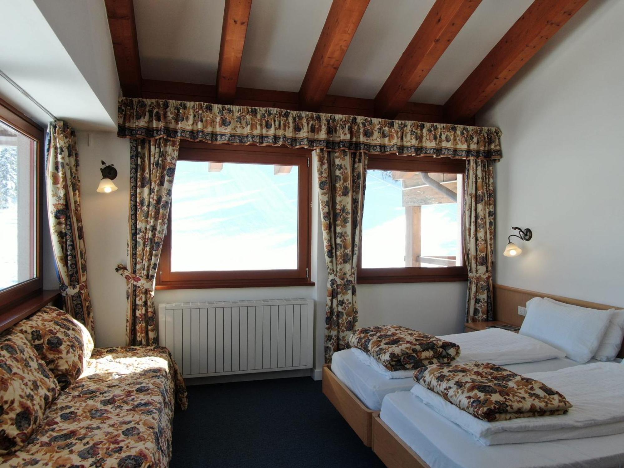 Hotel Fortini Madonna di Campiglio Exterior photo